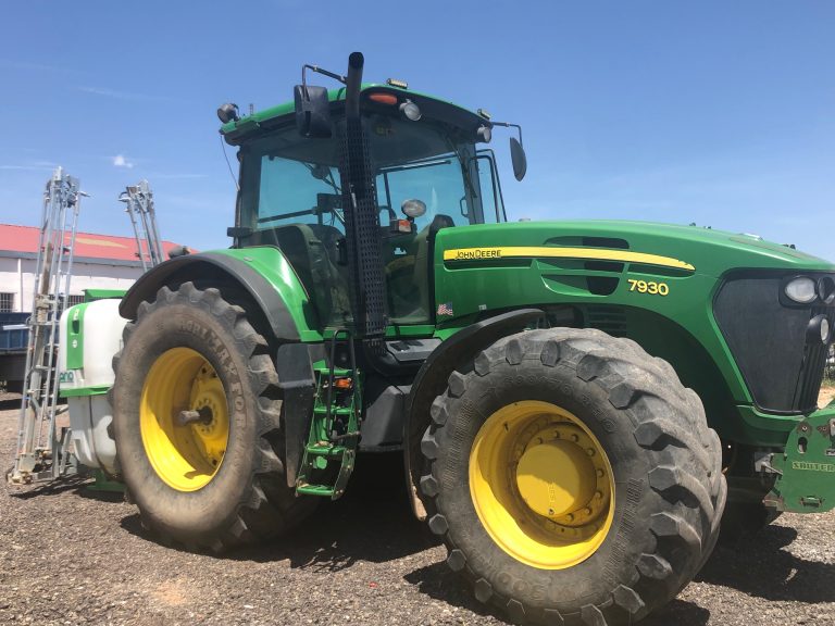 Tractor John Deere