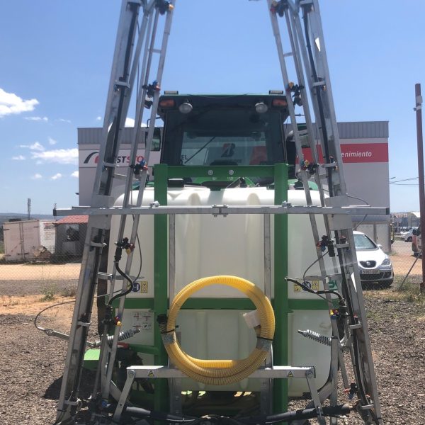 Pulverizador cerrado