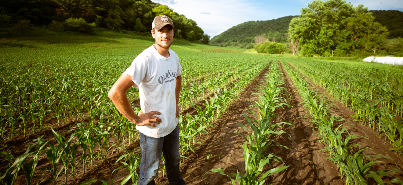 Joven agricultor